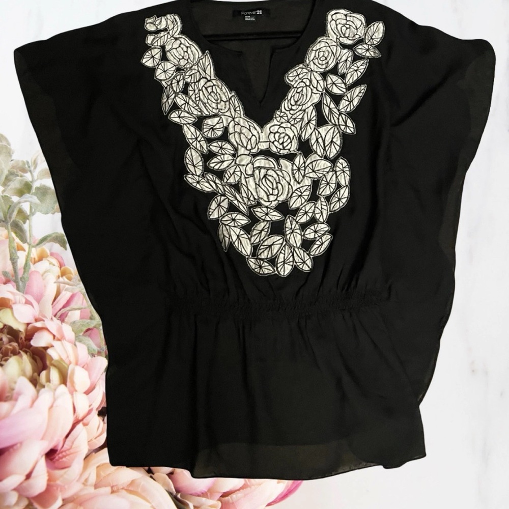 Forever 21 Y2K Boho Top Embroidered Black & White Drop Shoulder Sz M - Picture 5 of 10